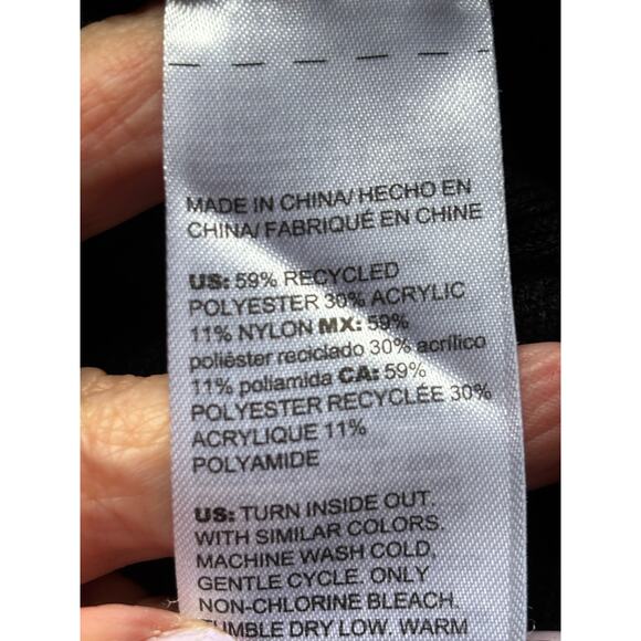 Chico's black balloon sleeve sweater, minimalist, neutral, classic, effortless - Picture 6 of 6